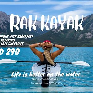 Deluxe Kayaking
